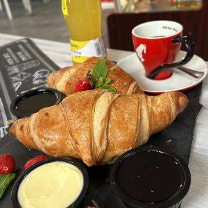Френска закуска