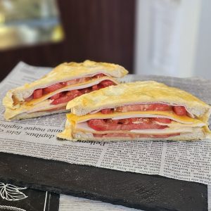 Сандвич в омлет